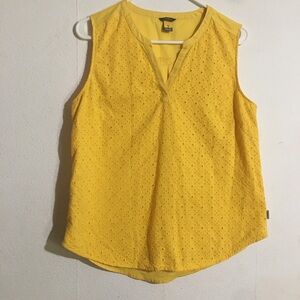 Eddie Bauer Yellow Sleeveless Eyelet Top: Size Medium